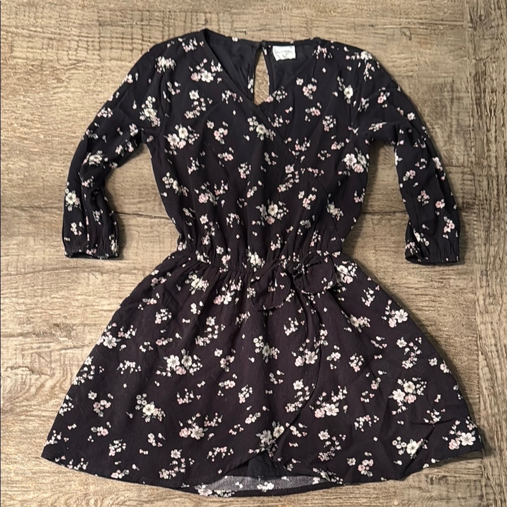 EUC Abercrombie Kids Black Floral 3/4 Bishop Sleeve V-Neck Dress
